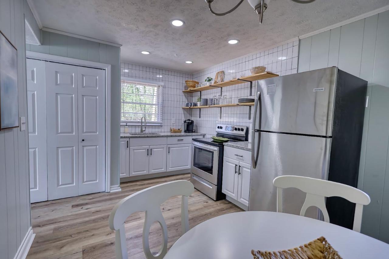 Coastal Cottage 1/2 Mile From Covington Square Esterno foto