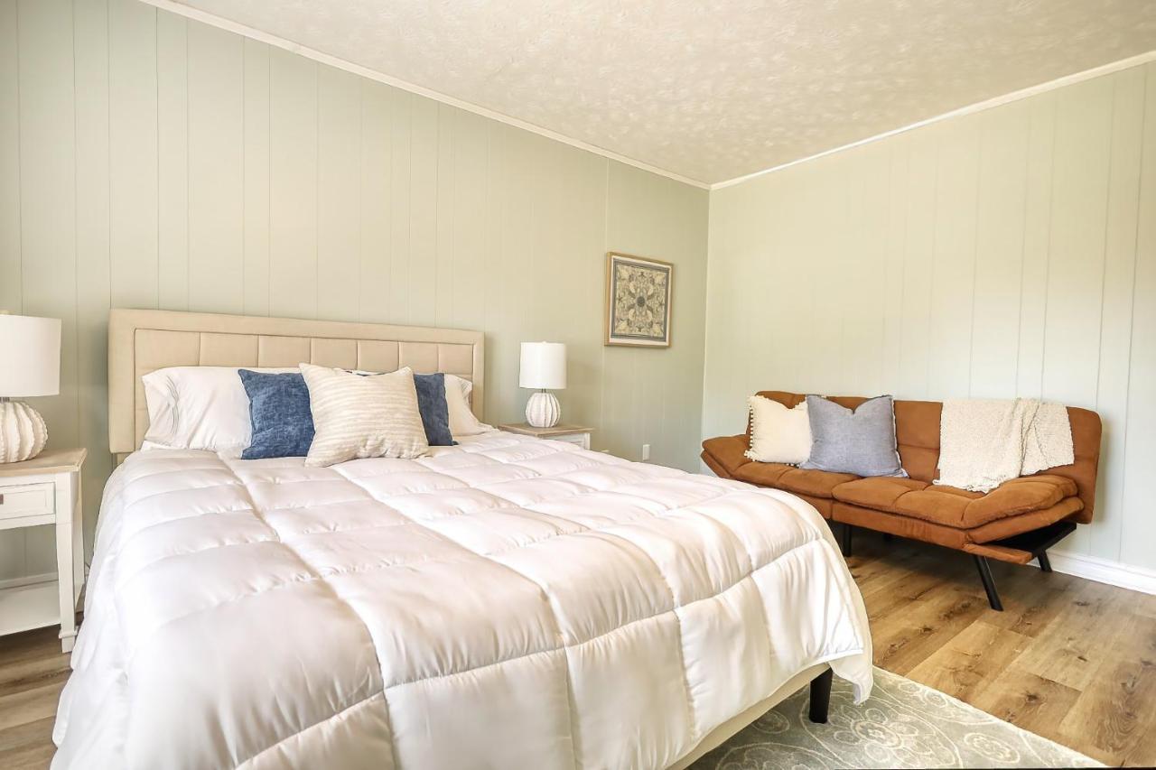Coastal Cottage 1/2 Mile From Covington Square Esterno foto